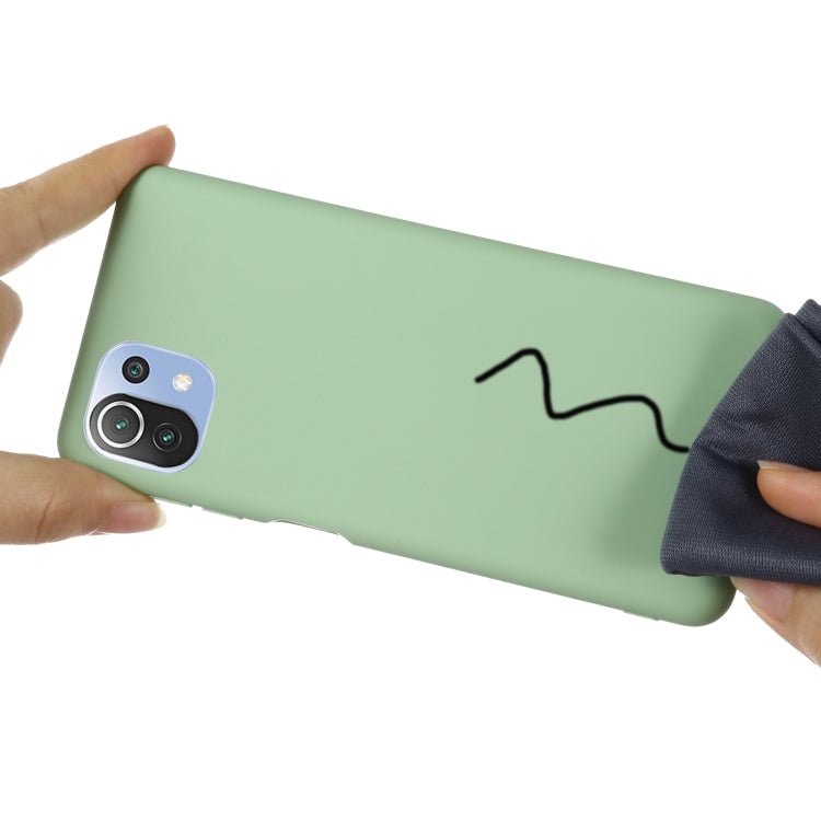 For Xiaomi Mi 11 Lite Solid Color Liquid Silicone Dropproof Full Coverage Protective Case(Green)