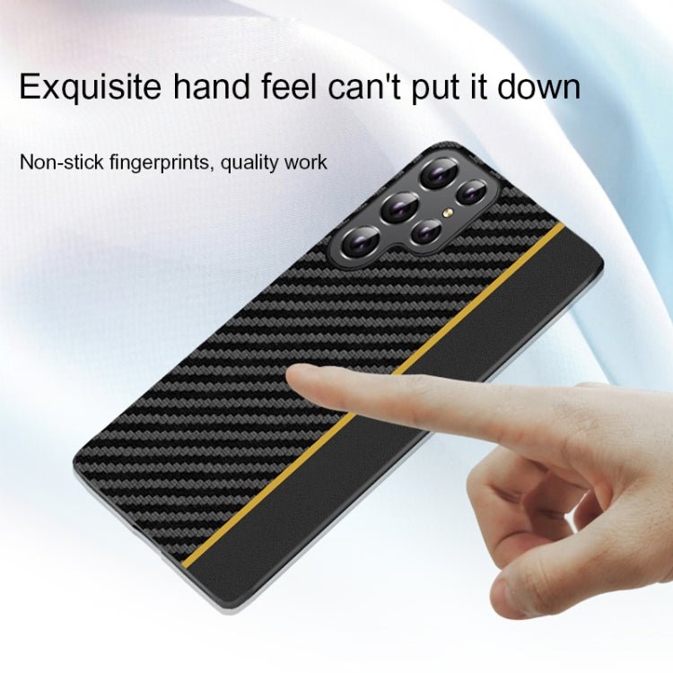 For Samsung Galaxy S22+ 5G Ultra-thin Carbon Fiber Texture Splicing Phone Case(Red)